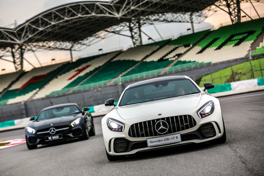  Mercedes-AMG GT R (C190) 2017 года  (MY) (фото 24 из 25)